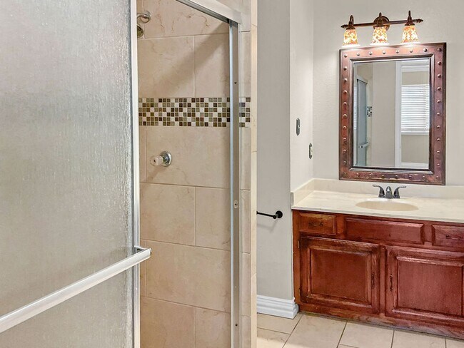 Building Photo - 3 Bedroom Arlington Tx Available 07/25/2025