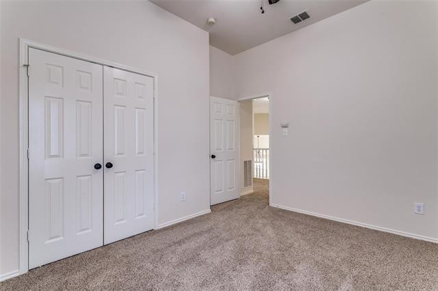 Building Photo - 1649 Bennington Dr