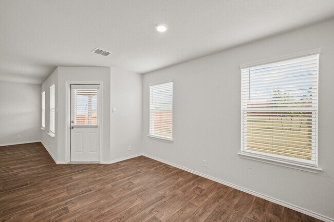 Building Photo - 5339 Trinity Run