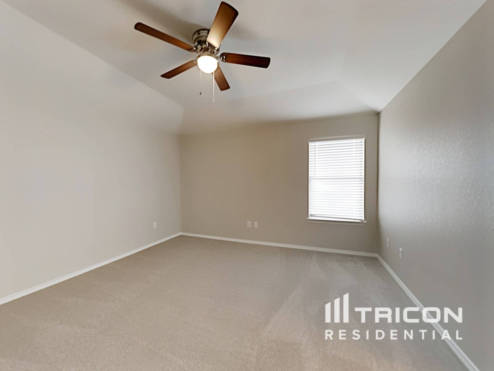 Building Photo - 3802 Bogie Way
