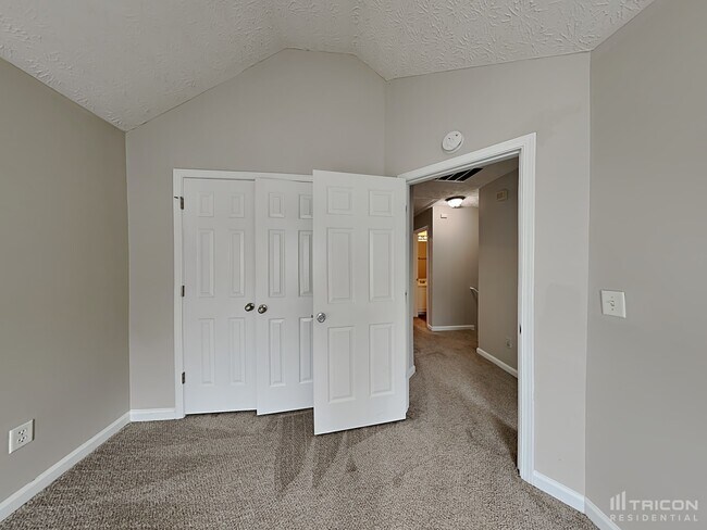Building Photo - 4411 Gladewood Run