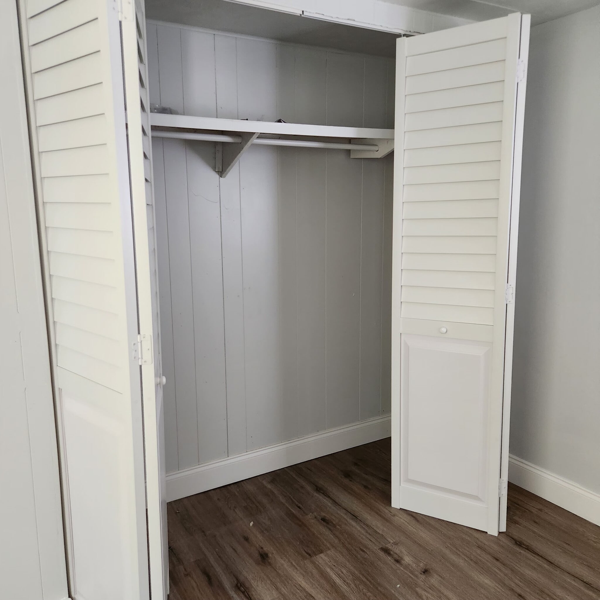 Master's closet - 2050 SW 83rd Ter