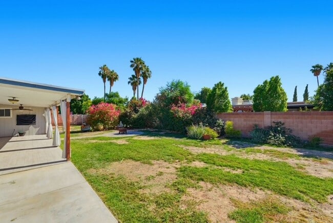 Building Photo - Mesa 4 Bed Single-Level Home • 2,044 Sq Ft • Oversized Yard • Stapley & McKellips