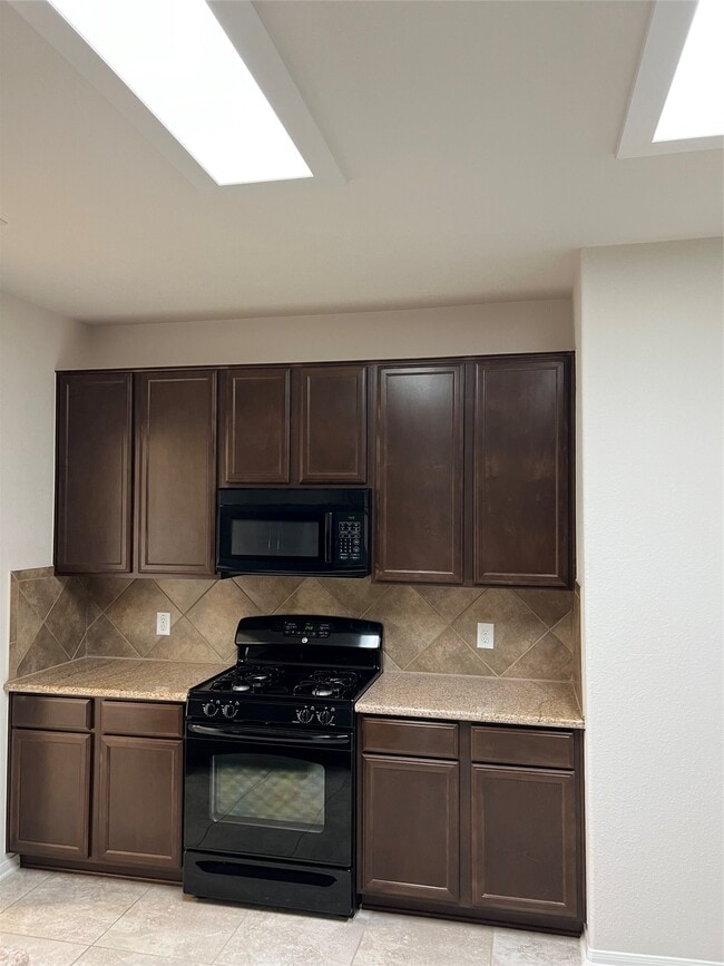 Building Photo - 14834 Waverly Hill Ln