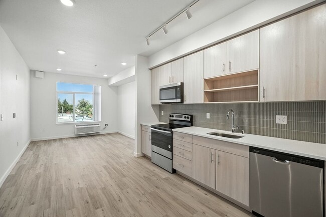 Building Photo - District Lofts at Garland