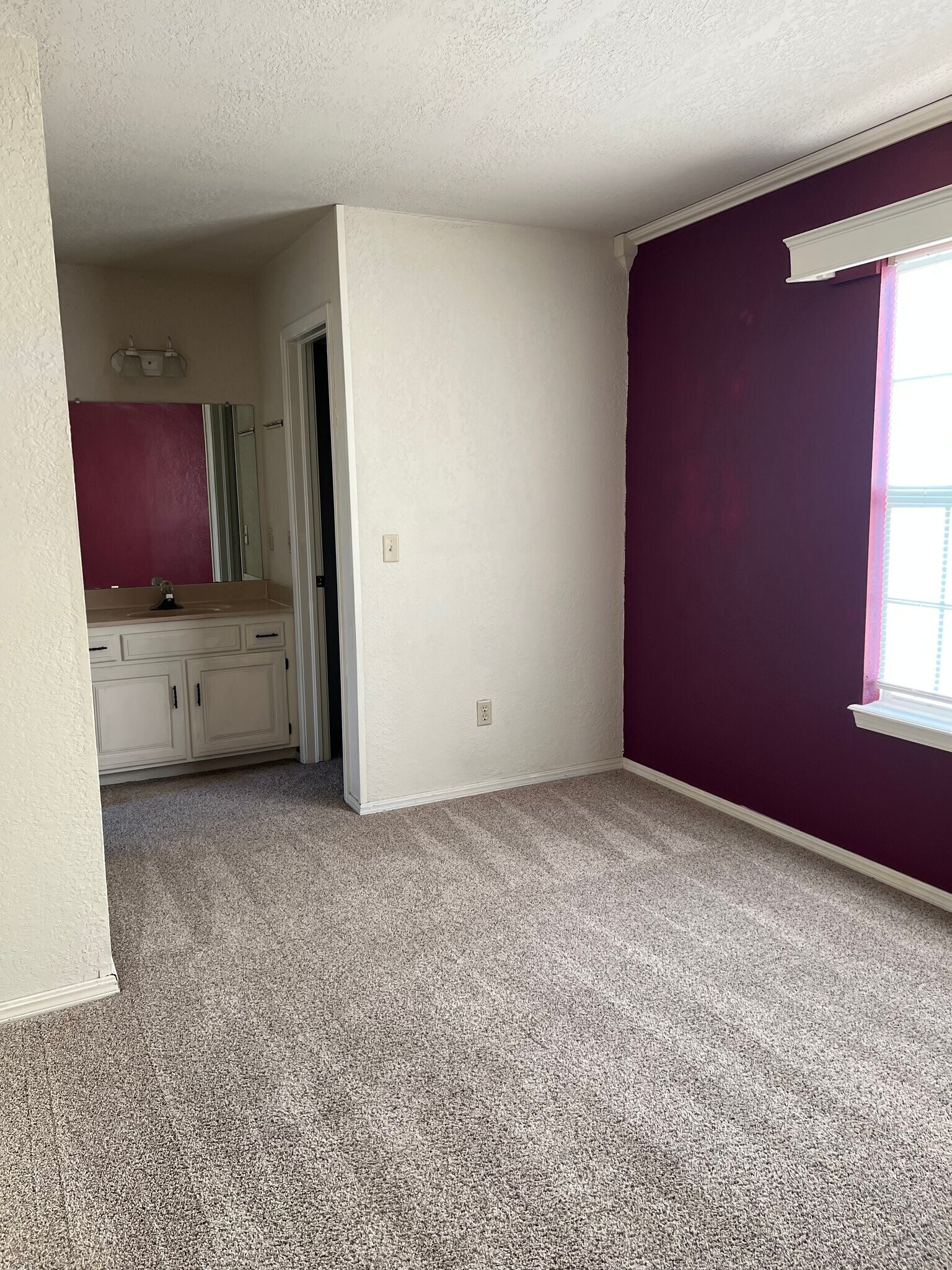 Building Photo - 8520 N 125th E Ave