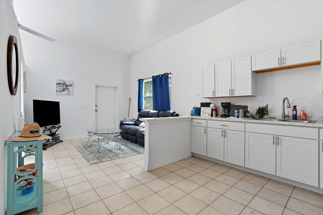 Building Photo - 2261 Krape Rd