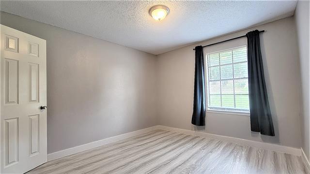 Building Photo - 4606 Mandalay Dr