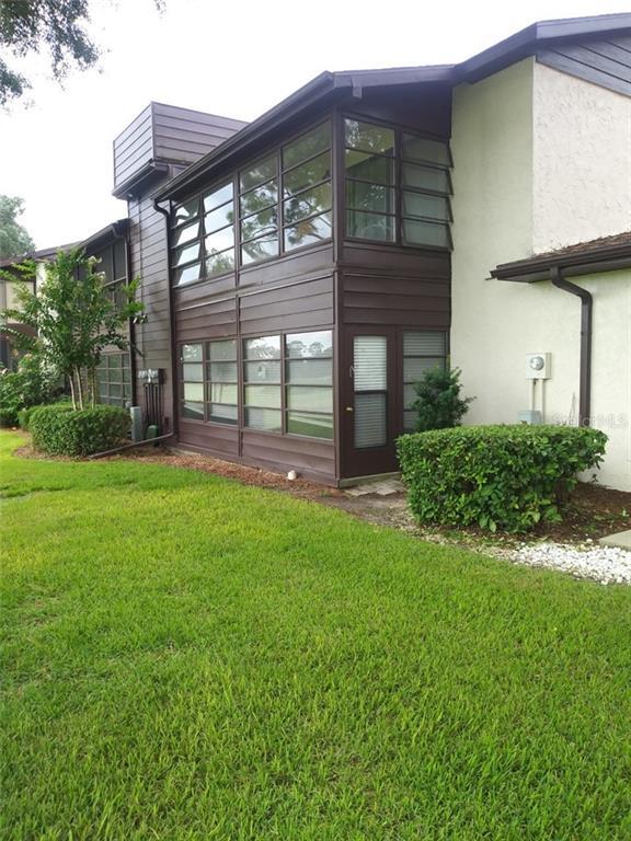 Building Photo - 510 Fairways Cir