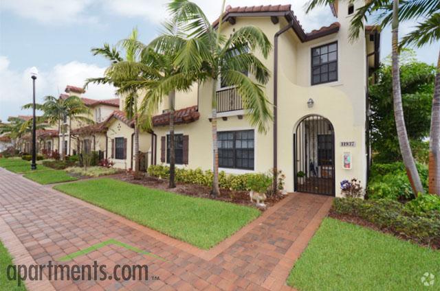 Building - Grand Riviera Miramar