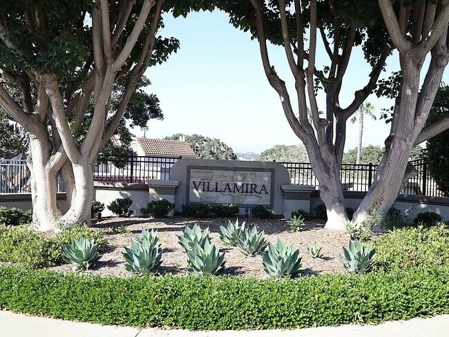 Building Photo - 28112 Mariposa