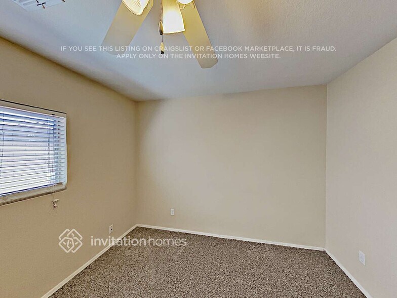 Building Photo - 203 E Valley View Dr
