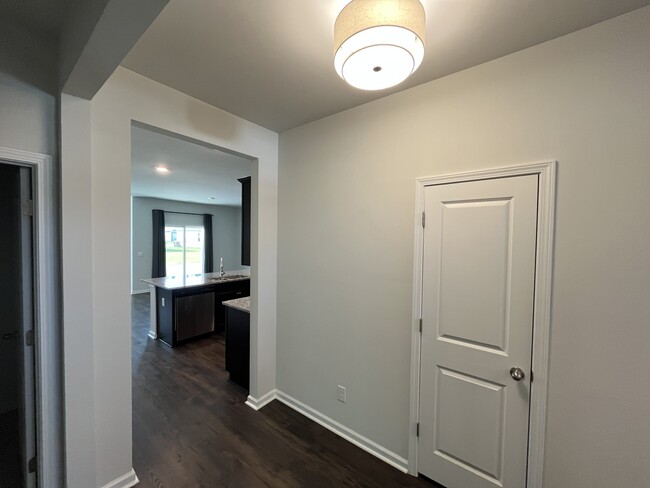 Building Photo - 108 Buttermere Wy
