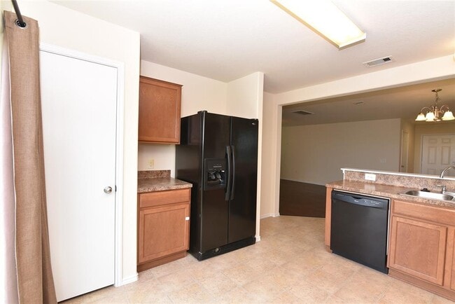 Building Photo - 21319 Finbury Oaks Ln