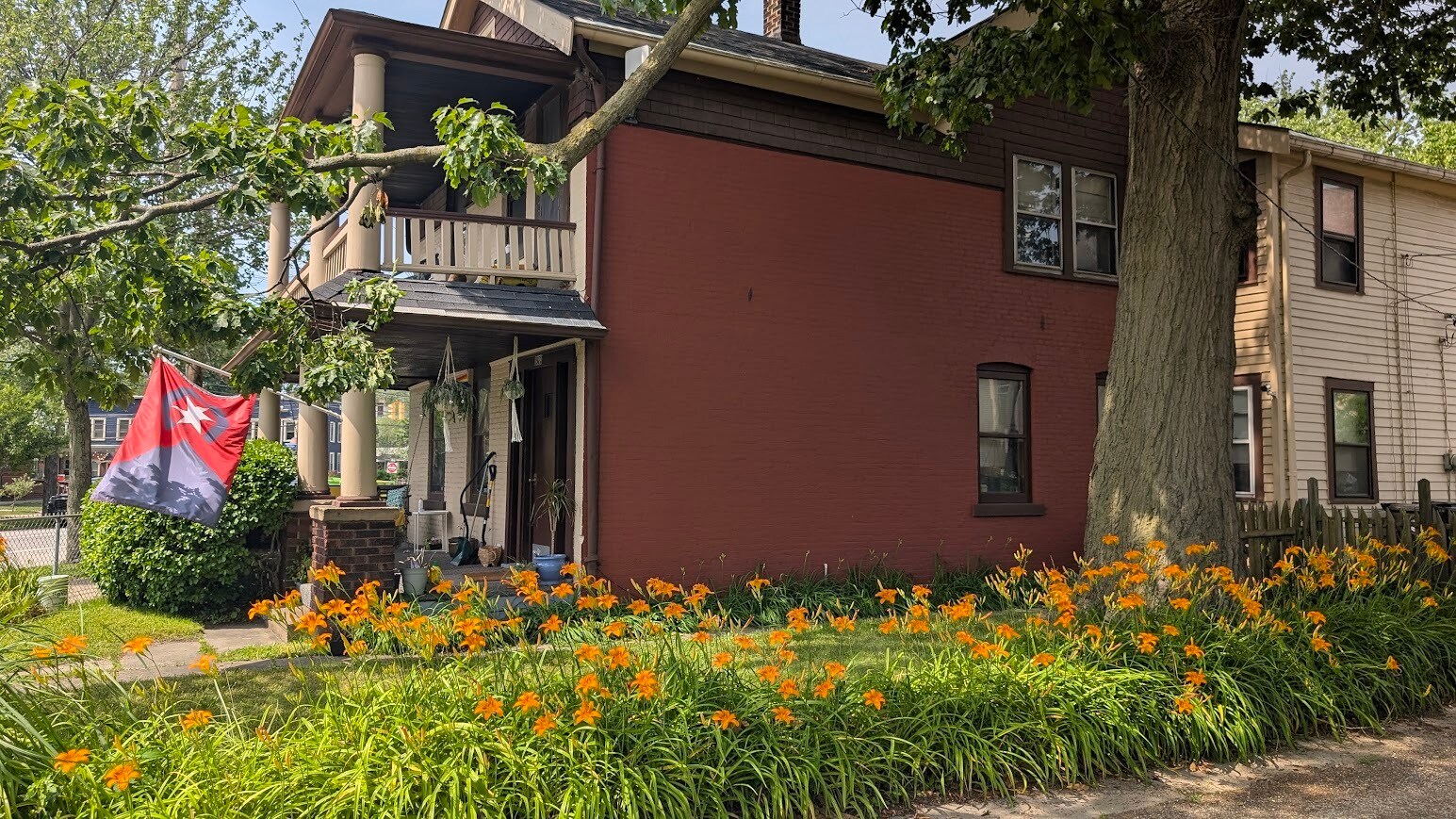 Building Photo - 1973 W 44th St