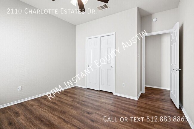Building Photo - 2110 Charlotte Estates Dr
