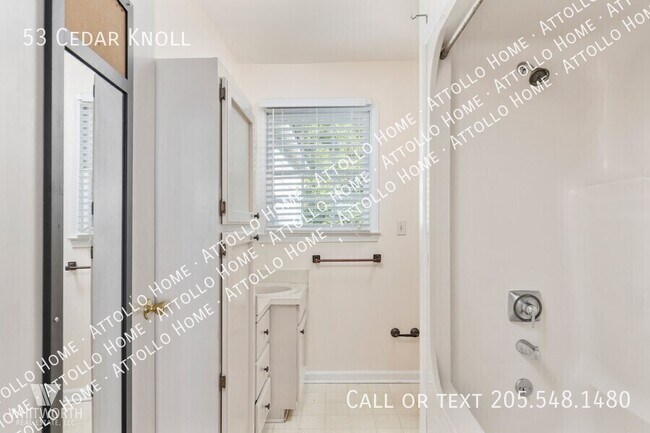 Building Photo - Charming 4-Bed Home in Cedar Knoll - Large...