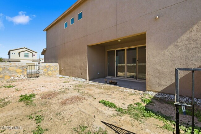 Building Photo - 14459 Eastbrook Dr