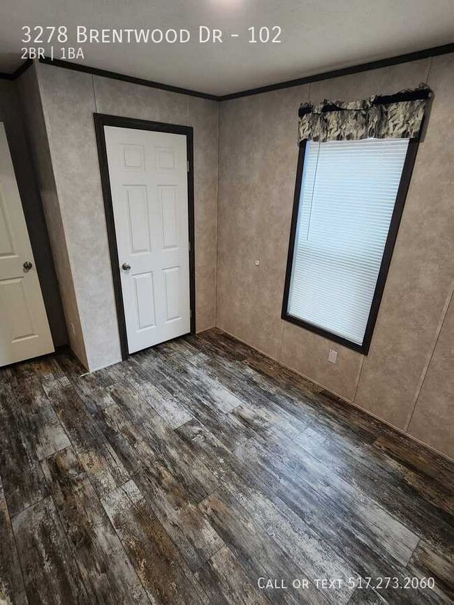 Building Photo - 3278 Brentwood Dr