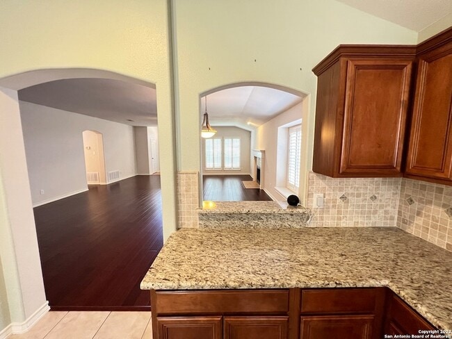 Building Photo - 1303 Bluff Forest