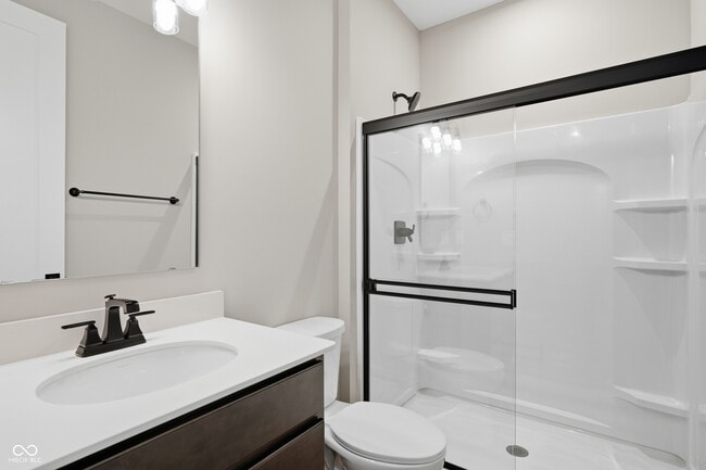 Building Photo - 420 Elite St