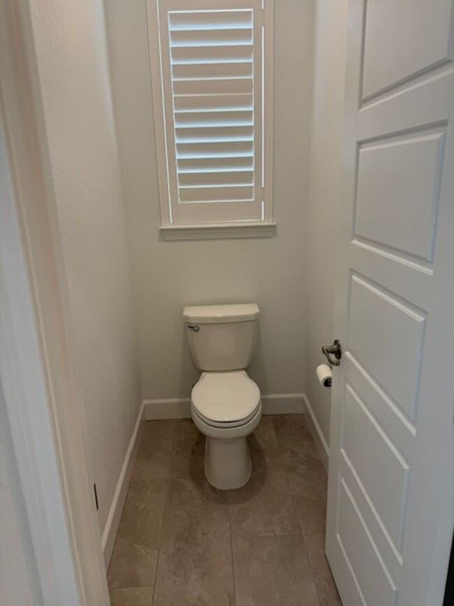 Building Photo - Beautiful home in Northlake!