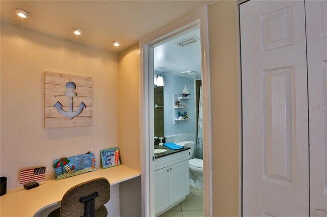 Building Photo - 5301 S Atlantic Ave