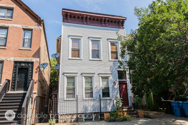 Primary Photo - 1016 W Fry St