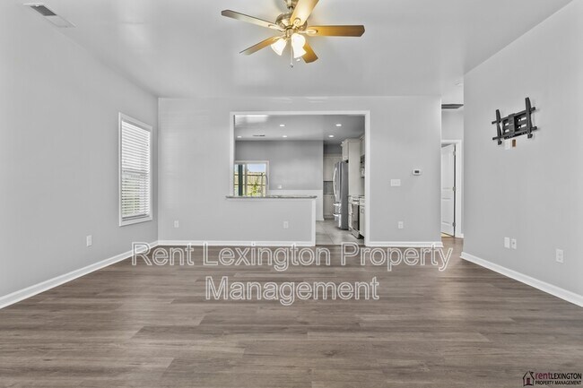 Building Photo - 111 High Hope Ln