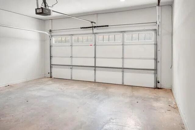 Building Photo - 1916F Young Road Southeast, Unit Furnished