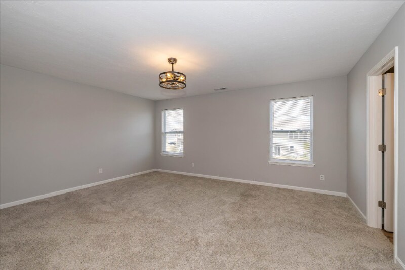 Building Photo - 6792 Highland Way