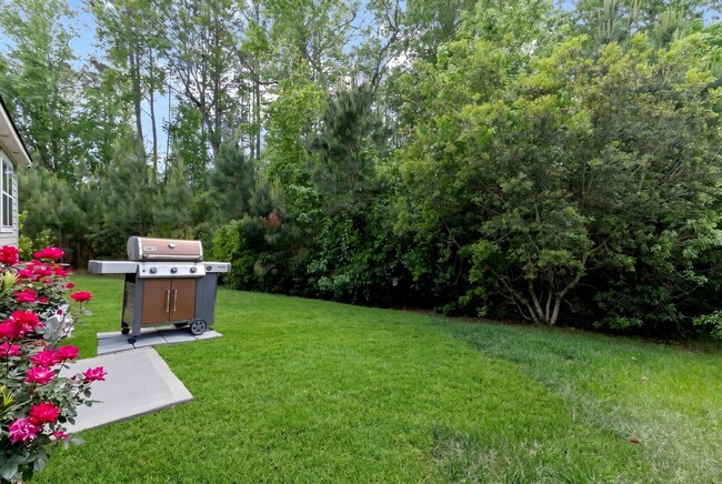 Building Photo - 376 Brennan Dr