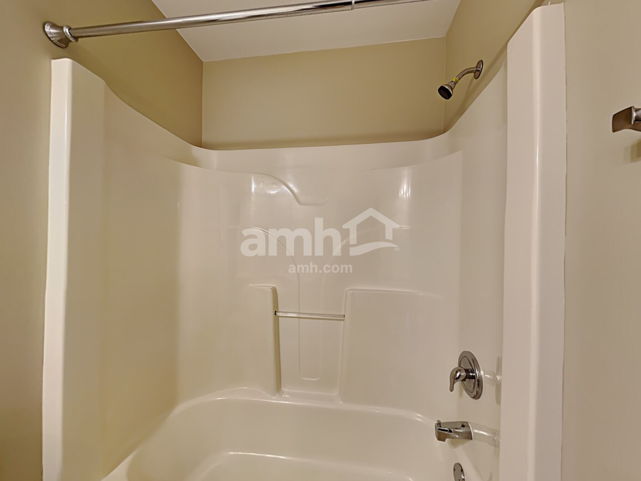Building Photo - 3415 Turnberry Dr