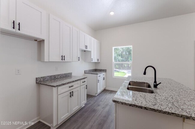 Building Photo - 2025 NEW BUILT 2 BR 2 BA Rental that could be a 3BR