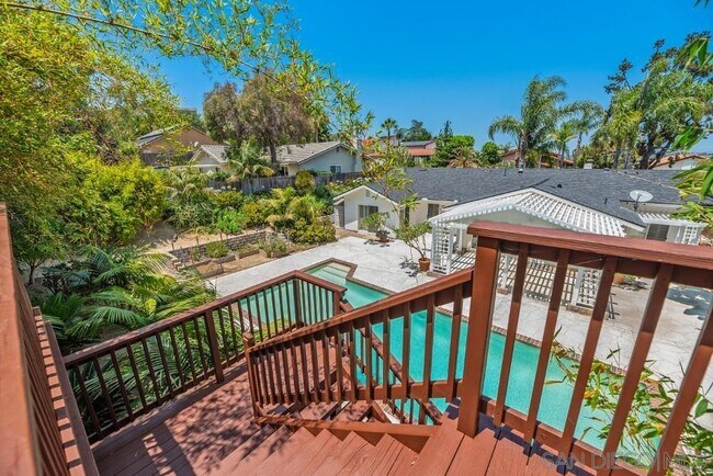 Building Photo - 2841 Cacatua St