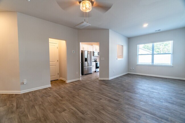 Building Photo - 3717 Nathans Wy
