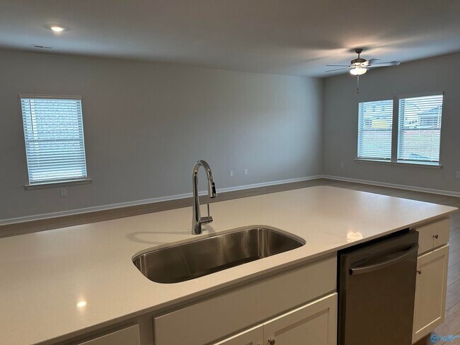 Building Photo - 143 Havner Dr