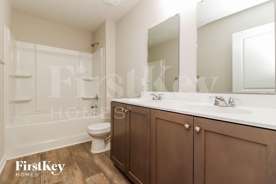 Building Photo - 4908 Paddy Fld Wy