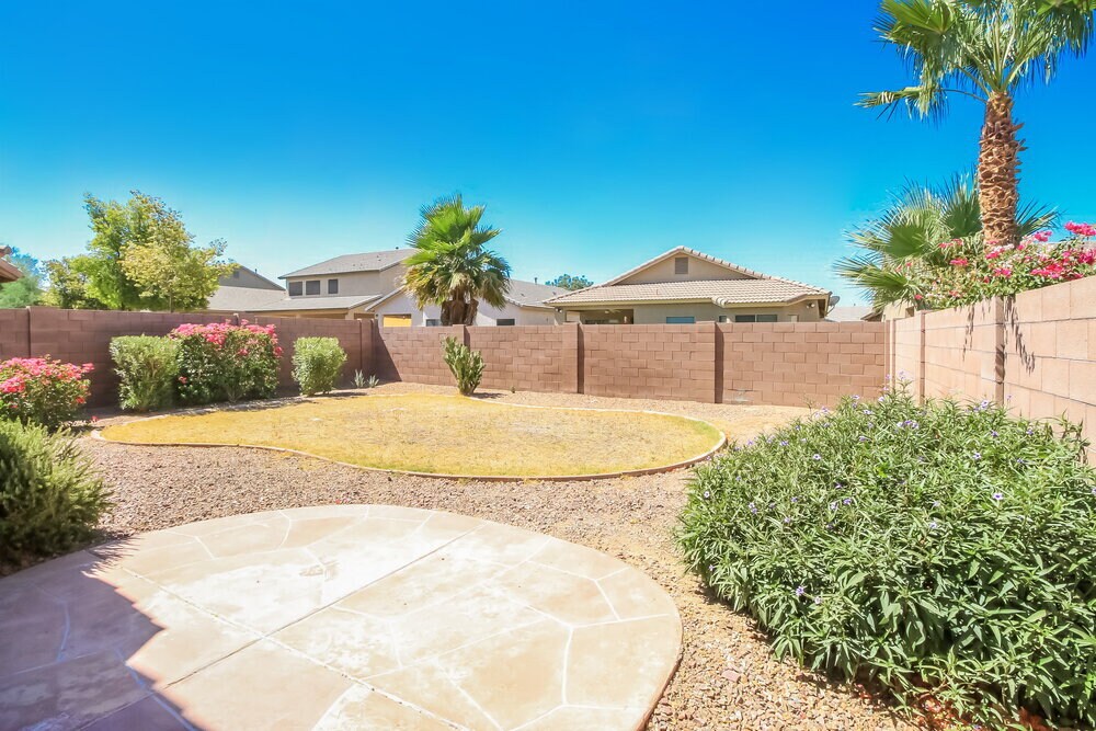 Building Photo - 44331 Rhinestone Rd