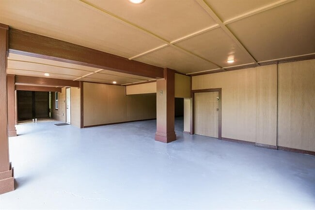 Building Photo - 9502 FM 1462 Rd