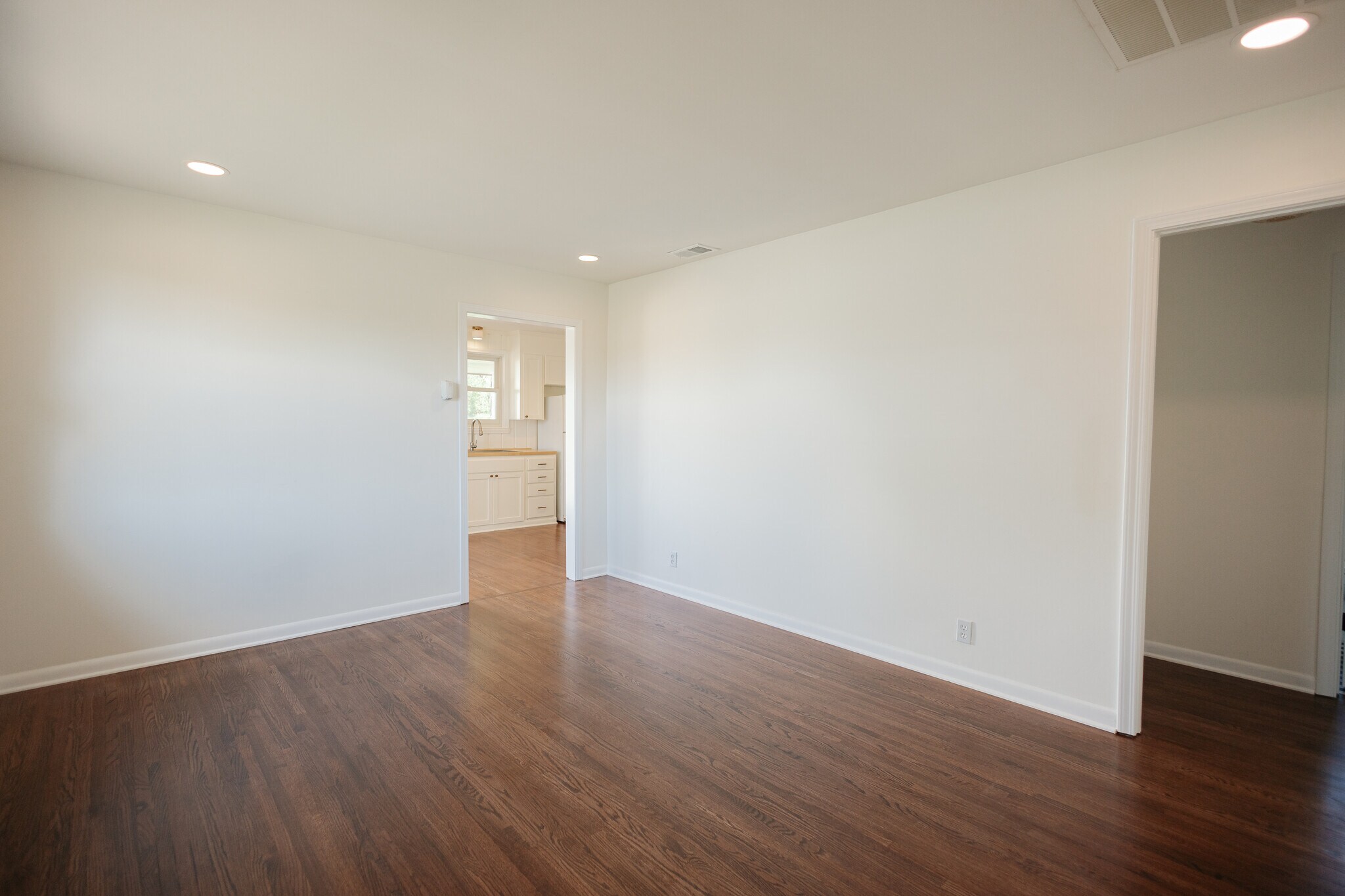 Building Photo - 3114 Richmond Hill Dr