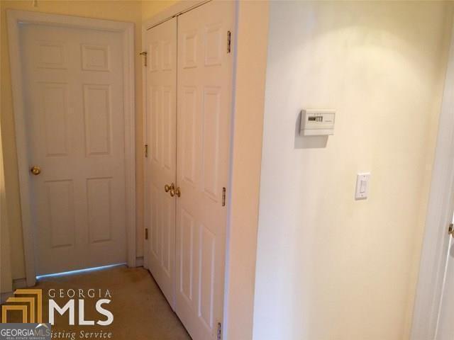 Building Photo - 5155 Yellow Pine Dr