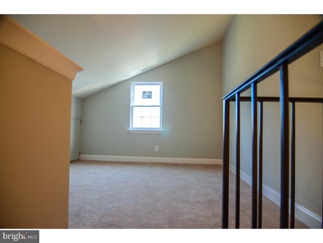 Building Photo - 1094 Tristram Cir