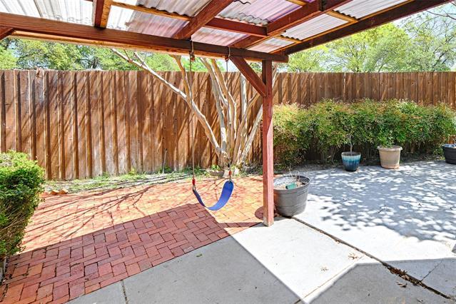 Building Photo - 6536 Mesquite Trail