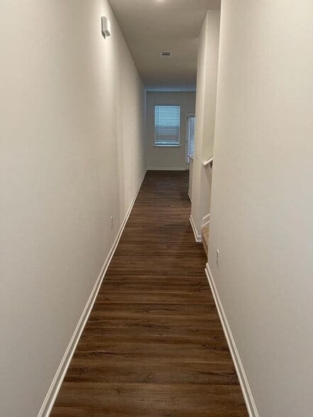 Building Photo - 337 Whitetail Cir