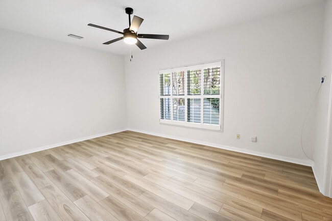 Building Photo - 410 Arrowhead Trail