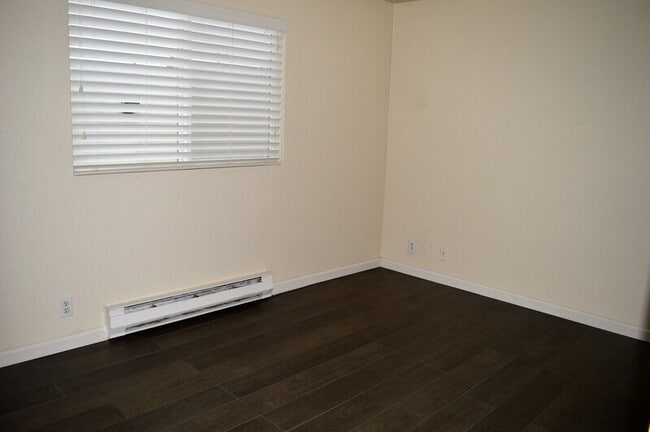 Building Photo - 9724 6th Ave NW