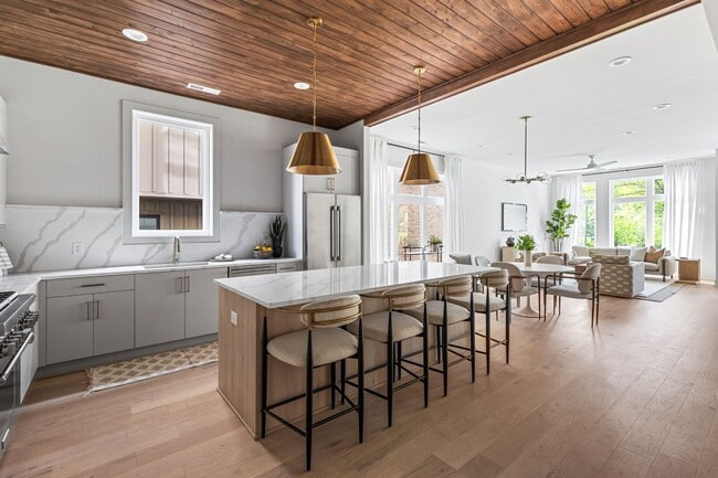 Building Photo - Brand New Townhome in The Heart Of East Nashville