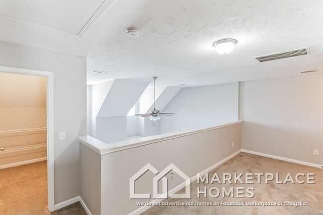 Building Photo - 741 Hollandale Rd