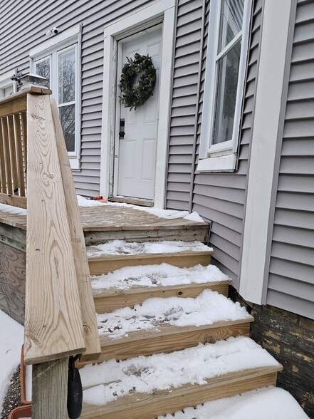 Side Entrance - 5706 22nd Ave